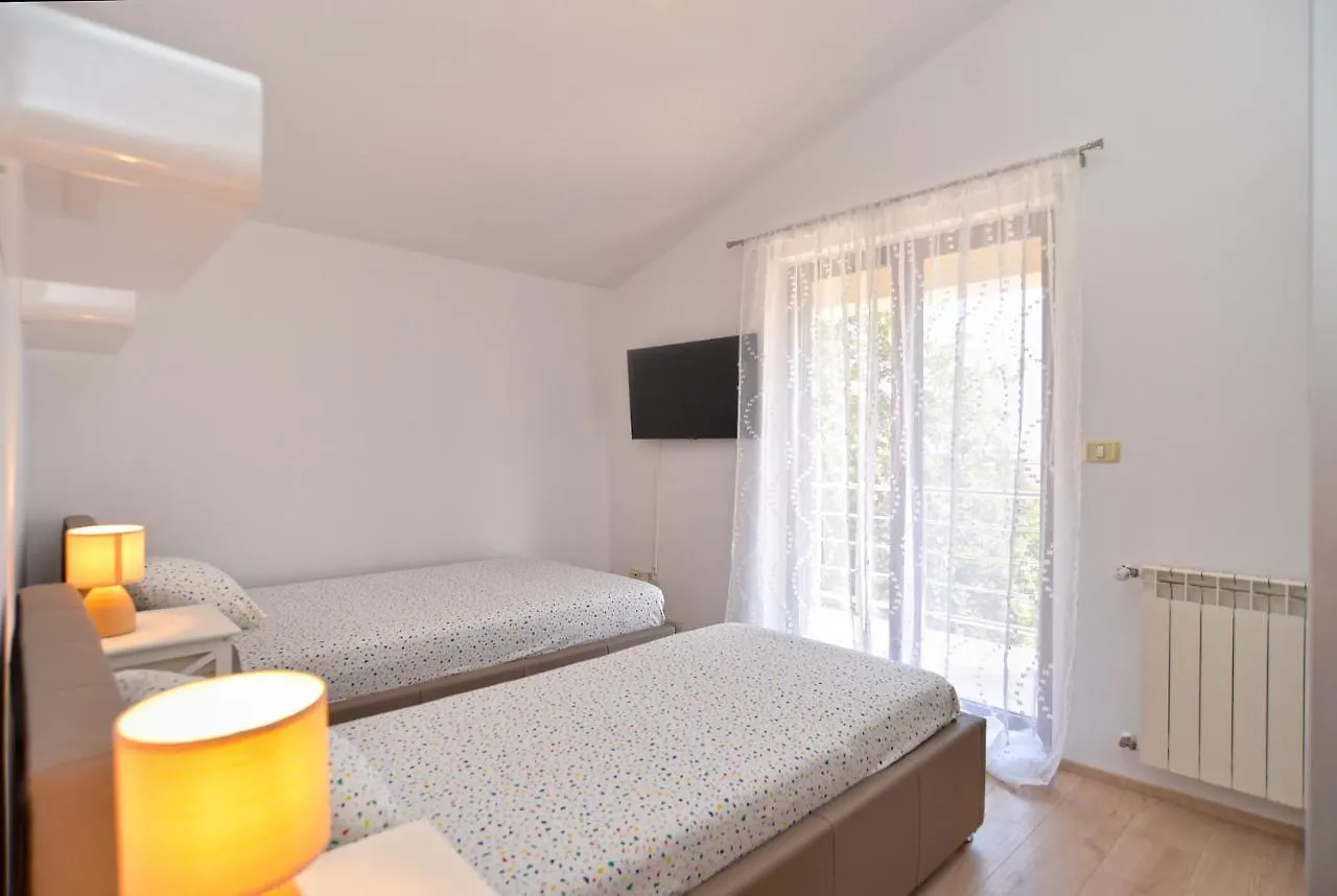 Holiday home House Liznjan 2273 Villa Croatia